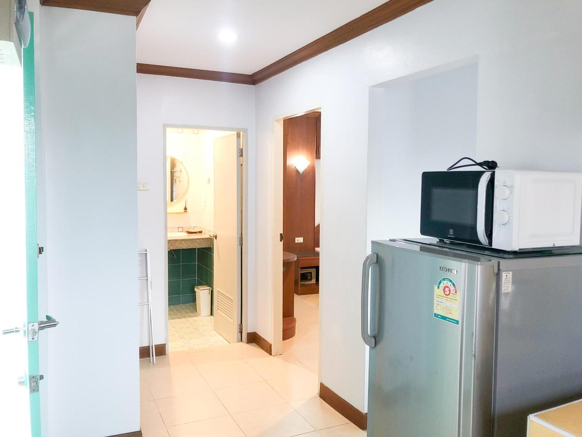 Patong Rk旅馆酒店 外观 照片
